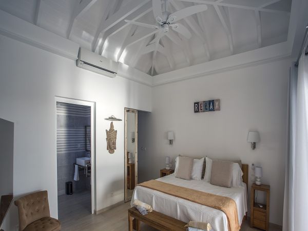 St. Barts Home 985607