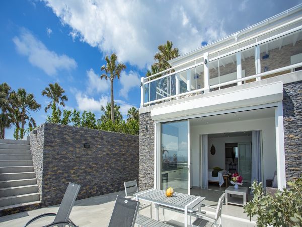 St. Barts Home 985607