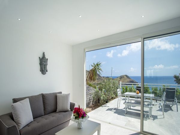 St. Barts Home 985607