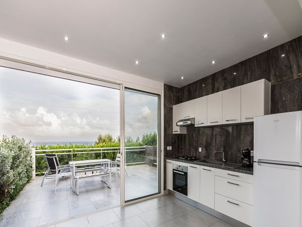 St. Barts Home 985607