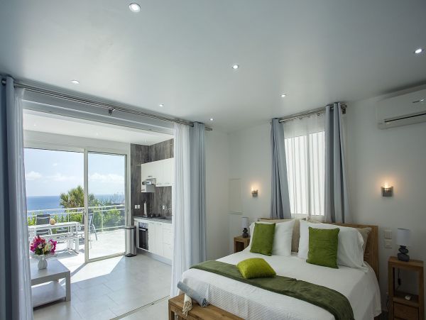 St. Barts Home 985607