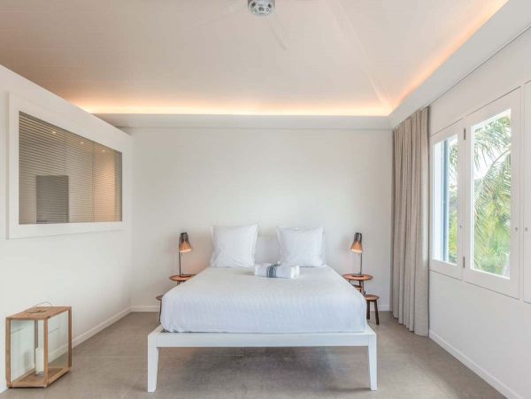 St. Barts Home 985608