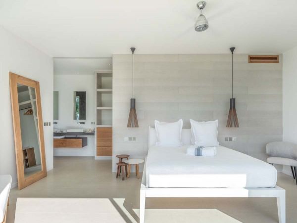 St. Barts Home 985608