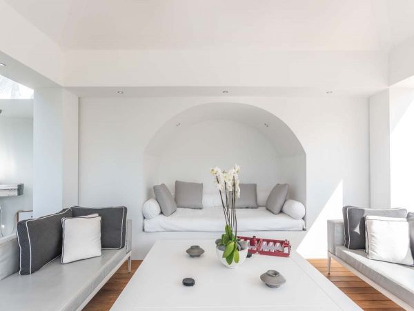 St. Barts Home 985608
