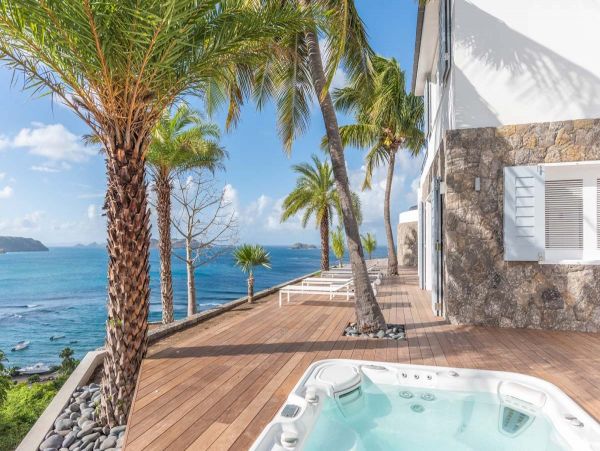 St. Barts Home 985608