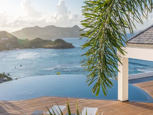 St. Barts Home 985608
