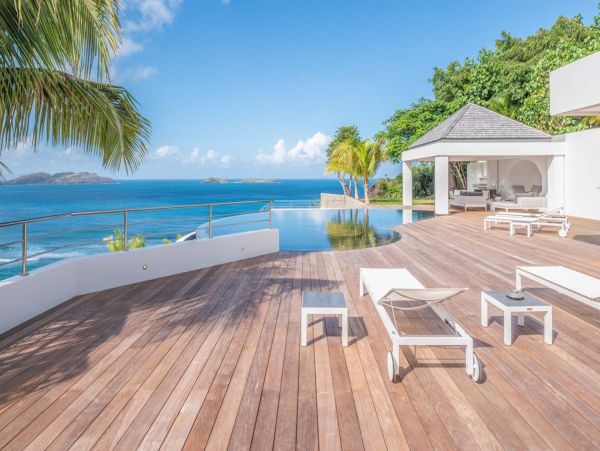 St. Barts Home 985608