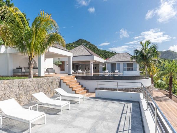 St. Barts Home 985608