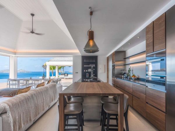 St. Barts Home 985608