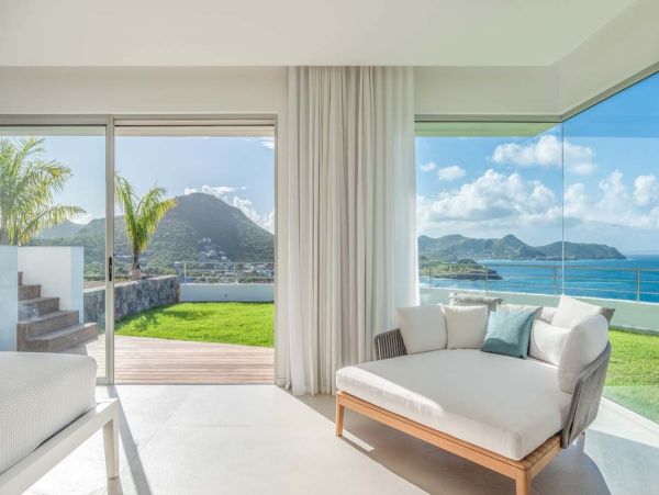 St. Barts Home 985608