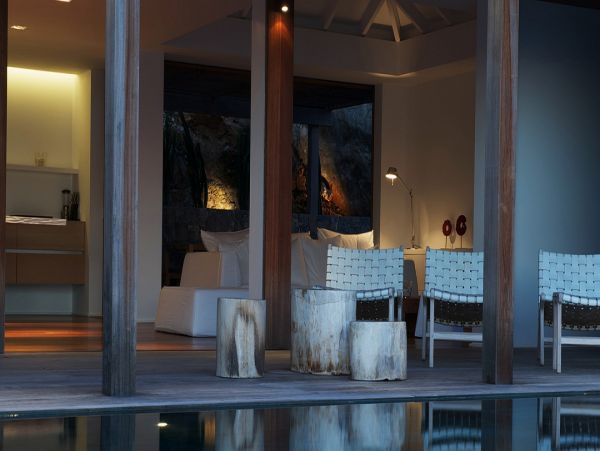 St. Barts Home 985609