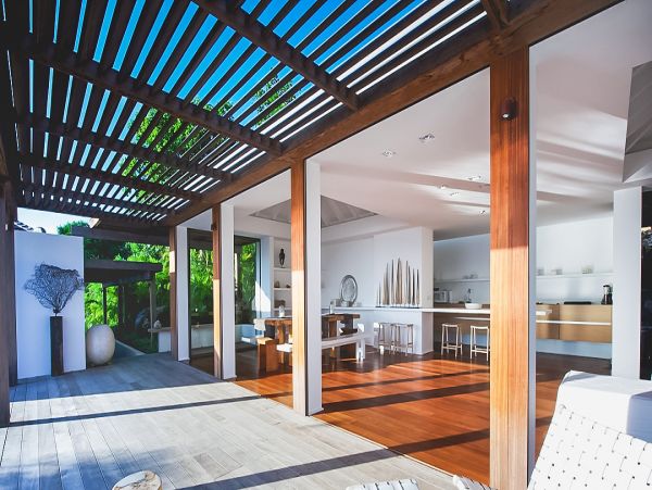 St. Barts Home 985609