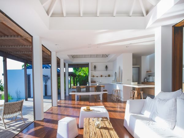 St. Barts Home 985609