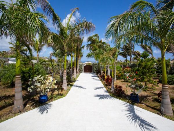 St. Barts Home 985610