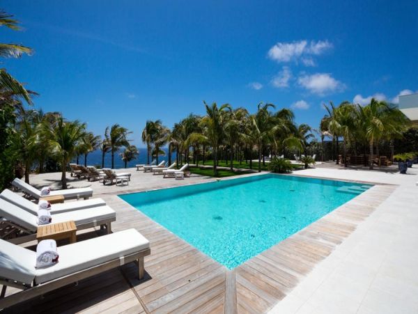St. Barts Home 985610