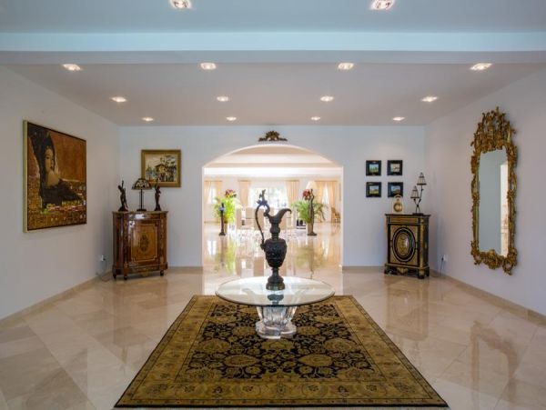 St. Barts Home 985610