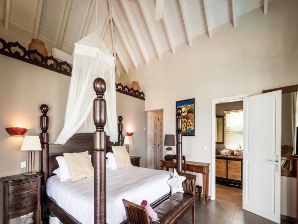 St. Barts Home 985611