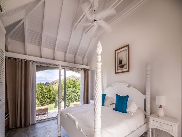 St. Barts Home 985611