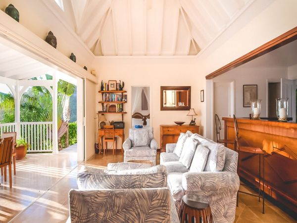 St. Barts Home 985612