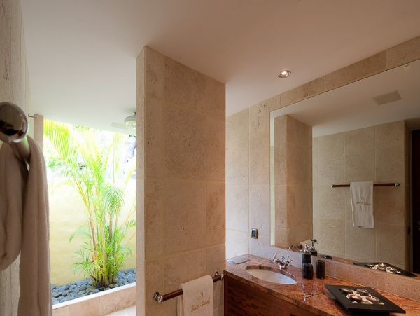 St. Barts Home 985613
