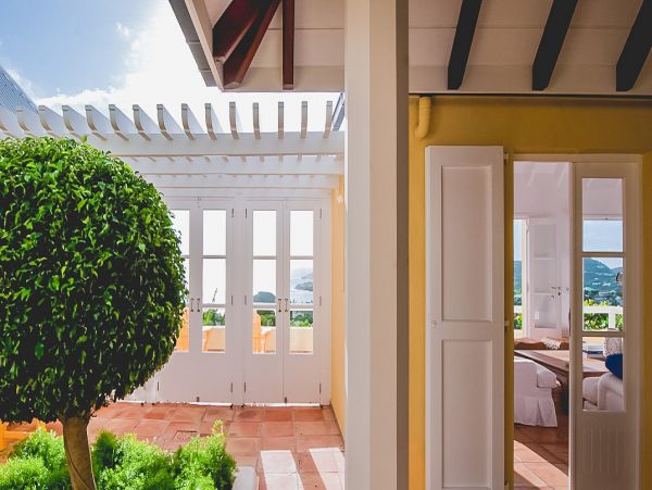 St. Barts Home 985613