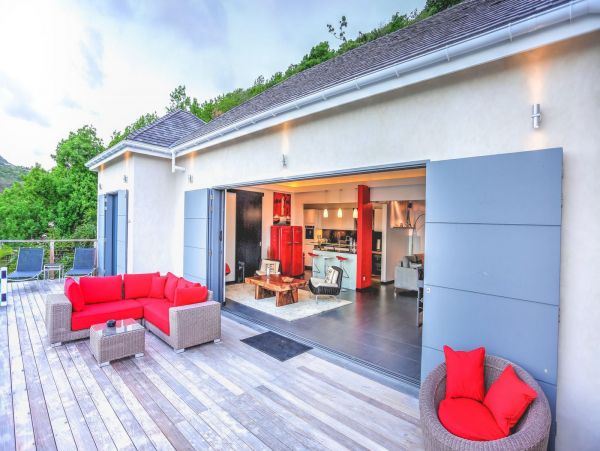 St. Barts Home 985614