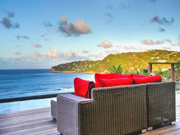 St. Barts Home 985614
