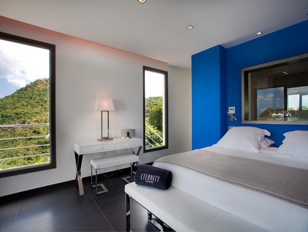 St. Barts Home 985615