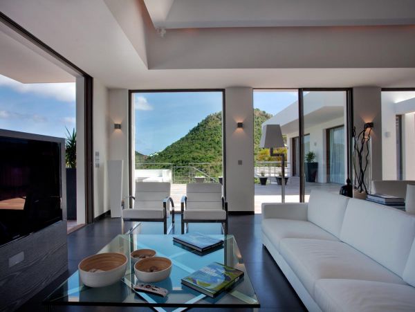 St. Barts Home 985615