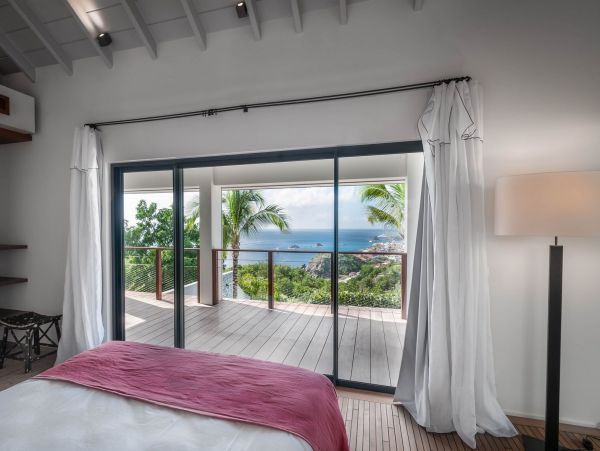 St. Barts Home 985616