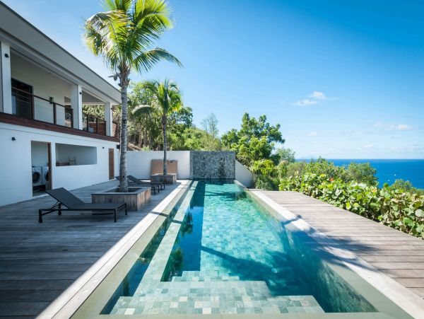St. Barts Home 985616