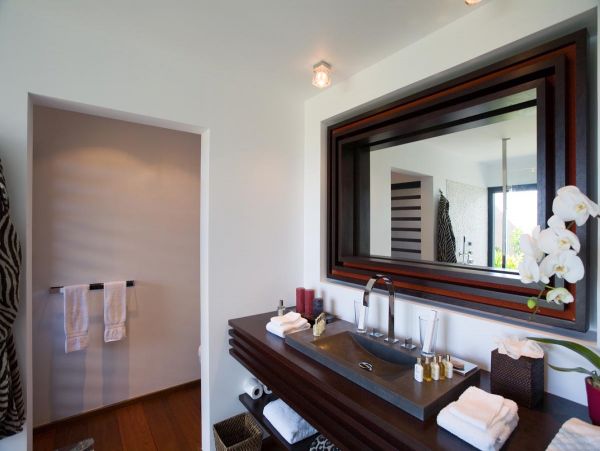 St. Barts Home 985617
