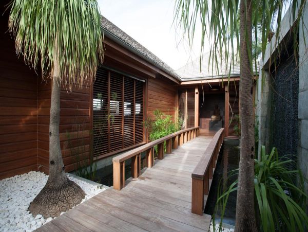 St. Barts Home 985617