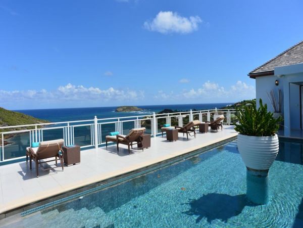 St. Barts Home 985618