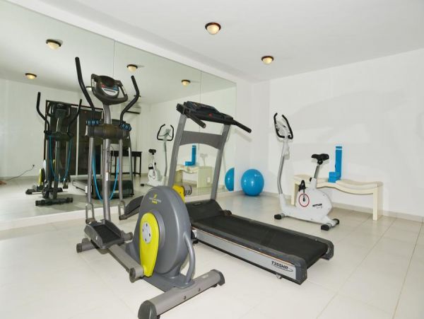 St. Barts Home 985618