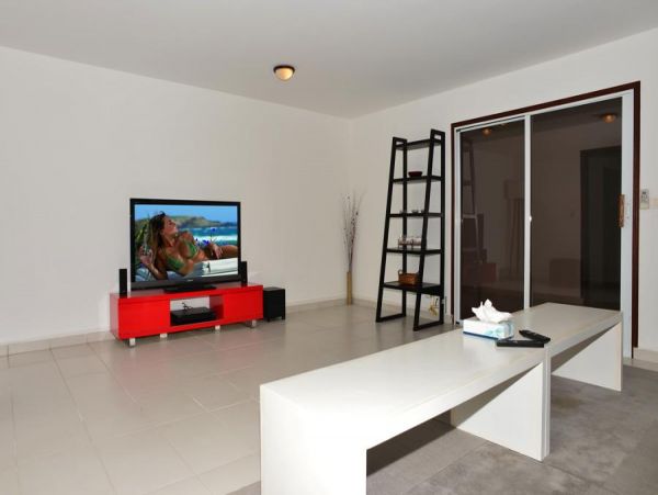 St. Barts Home 985618