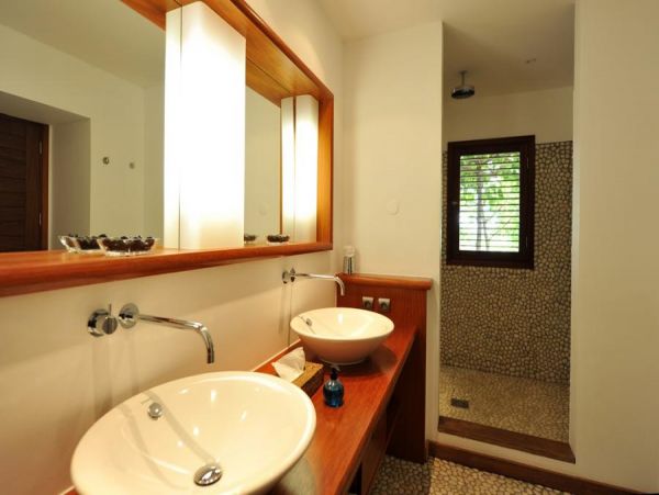 St. Barts Home 985620