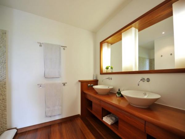 St. Barts Home 985620