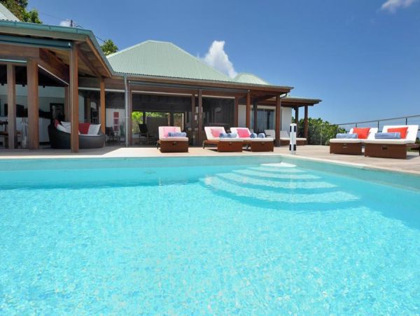 St. Barts Home 985620