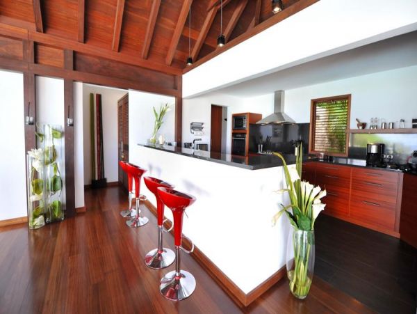 St. Barts Home 985620