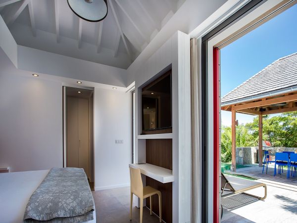St. Barts Home 985621