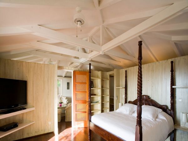 St. Barts Home 985622