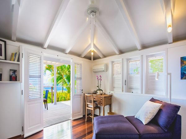 St. Barts Home 985622