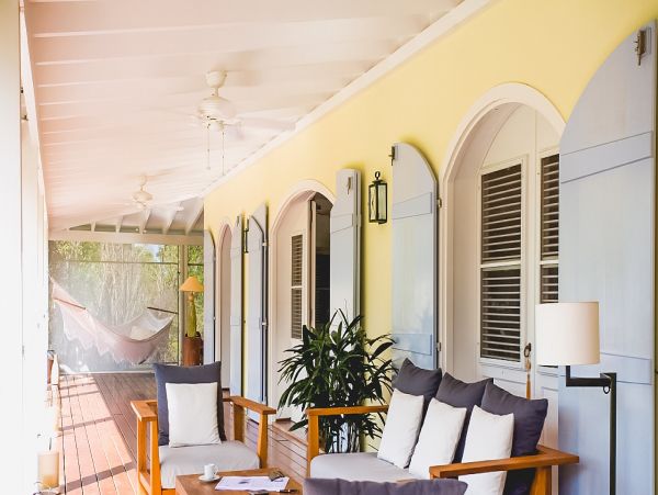 St. Barts Home 985622
