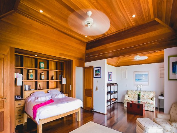 St. Barts Home 985622