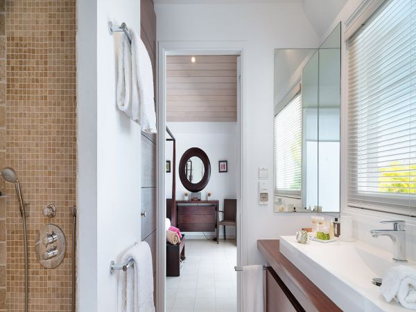 St. Barts Home 985623