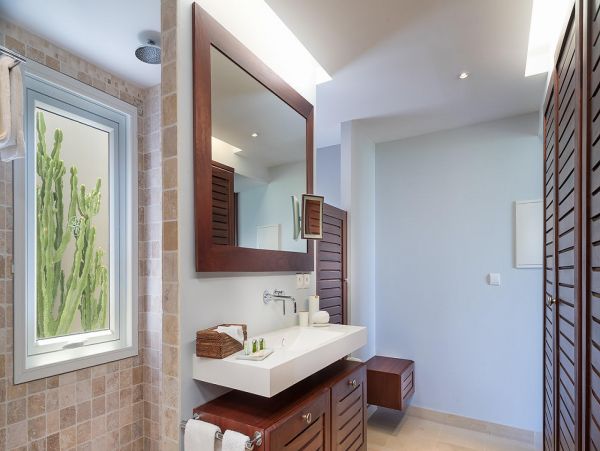 St. Barts Home 985623