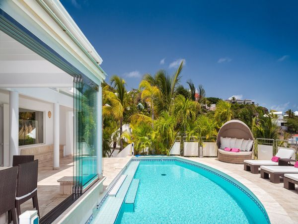 St. Barts Home 985623