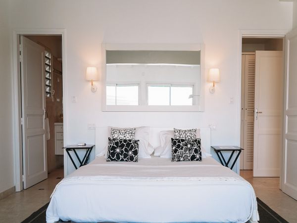 St. Barts Home 985624