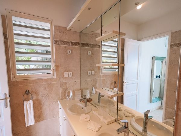 St. Barts Home 985624